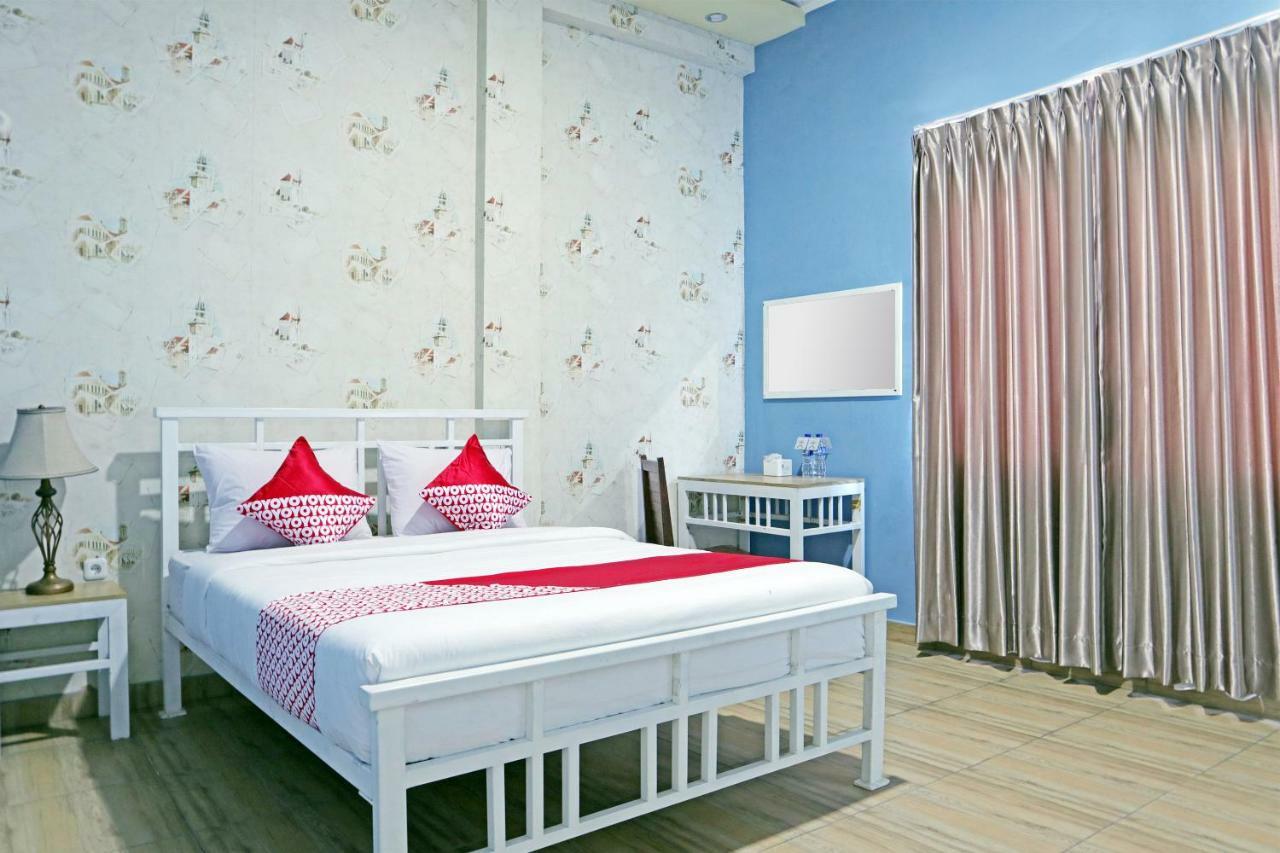 Oyo 1386 Hotel Grand Gabelo 武吉丁宜 外观 照片
