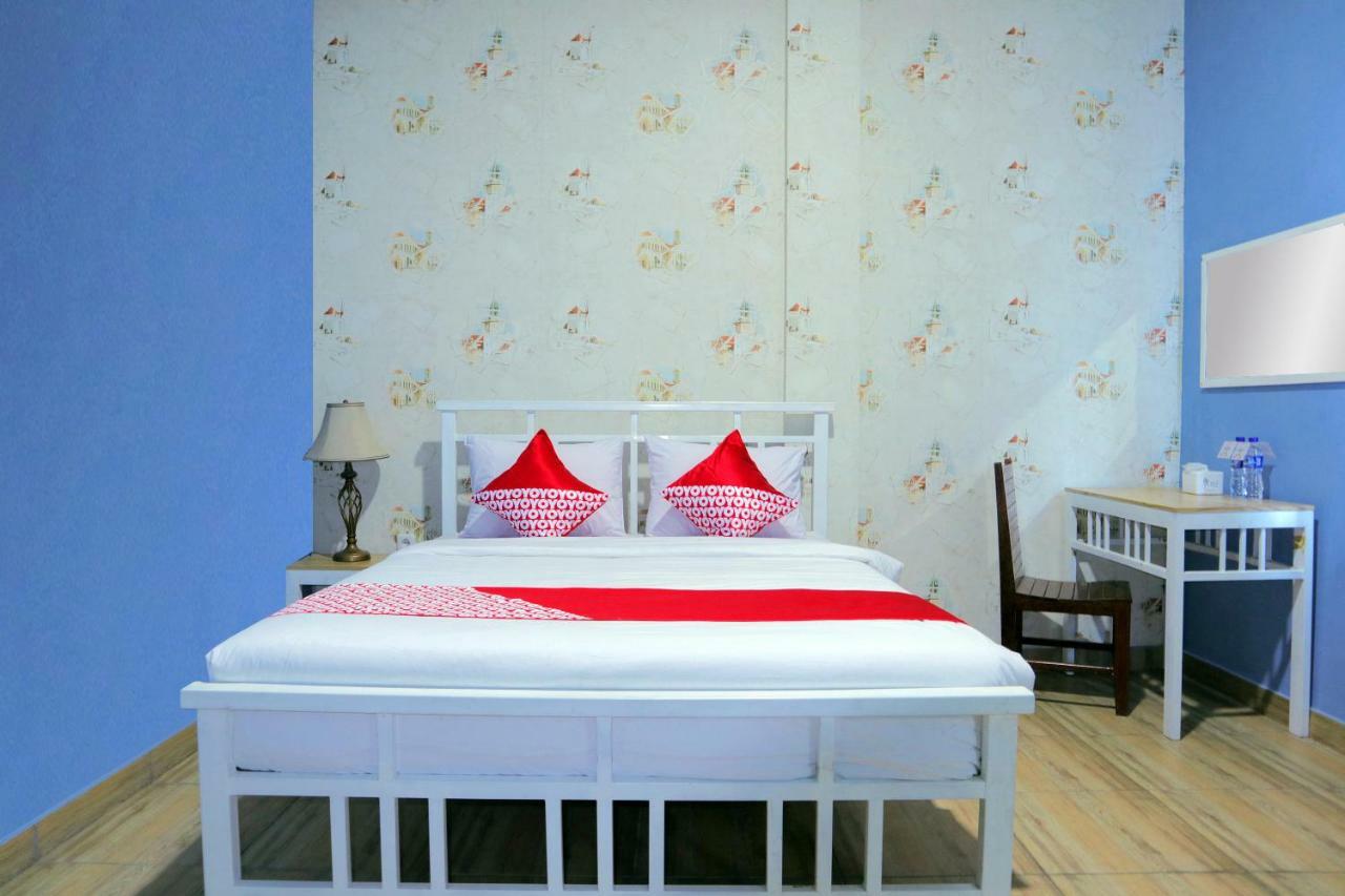 Oyo 1386 Hotel Grand Gabelo 武吉丁宜 外观 照片