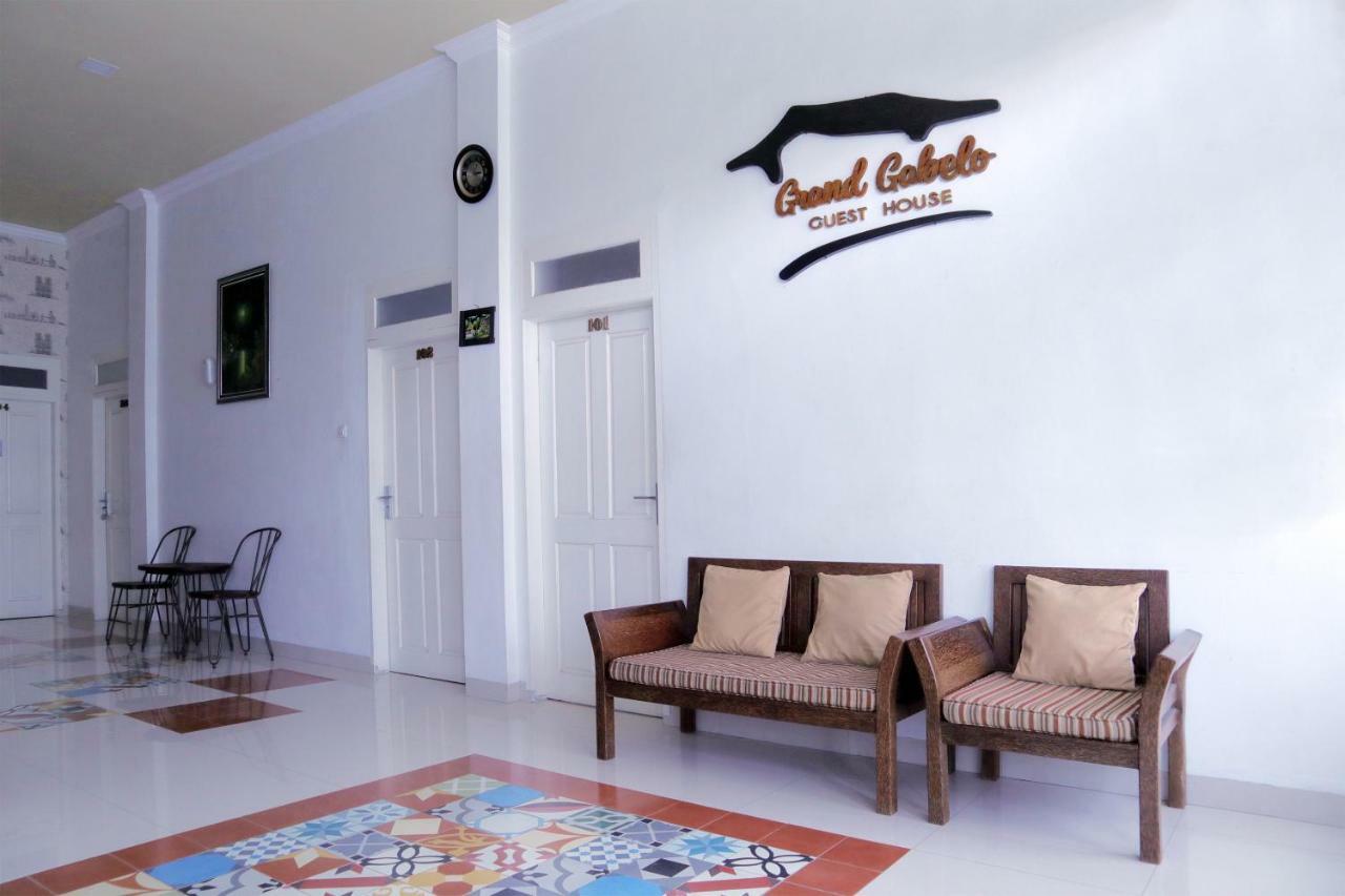 Oyo 1386 Hotel Grand Gabelo 武吉丁宜 外观 照片