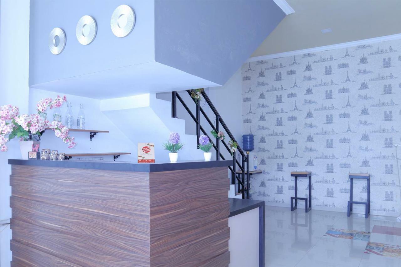 Oyo 1386 Hotel Grand Gabelo 武吉丁宜 外观 照片